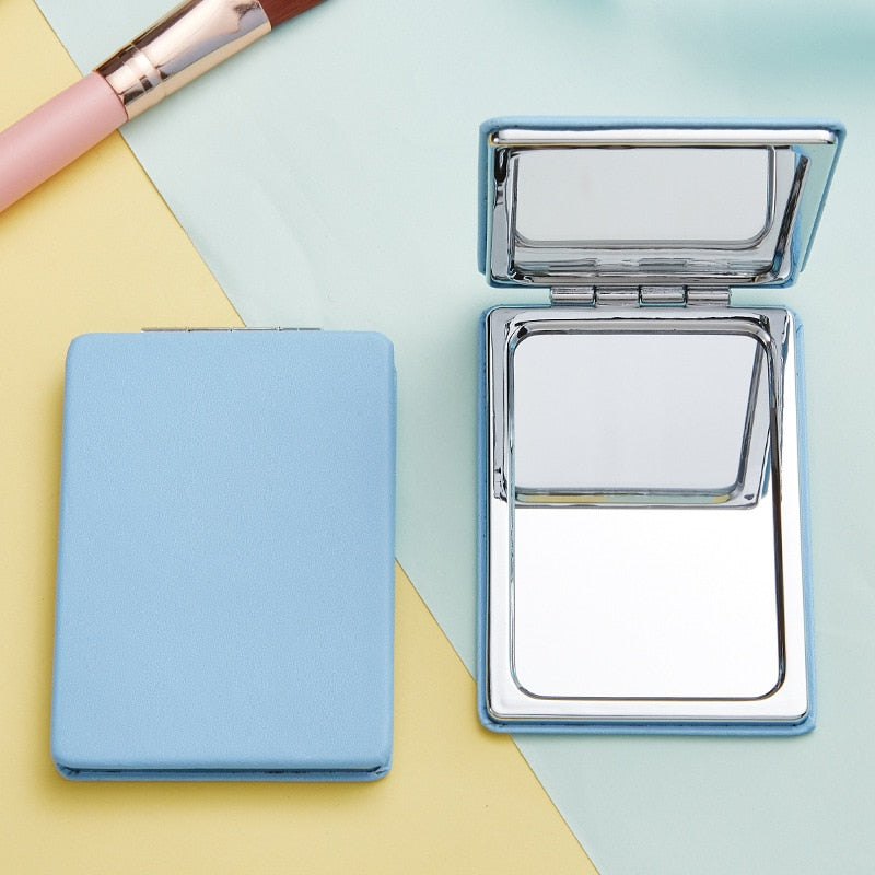 Cosmequic® Foldable Cosmetic Mirror